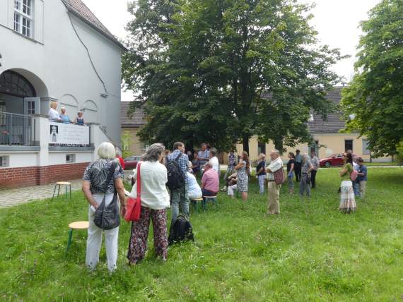 Viel Publikumsinteresse am Eröffnungstag