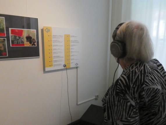 Hörstationen in der Kurt-Schwaen-Ausstellung Hörstationen in der Kurt-Schwaen-Ausstellung