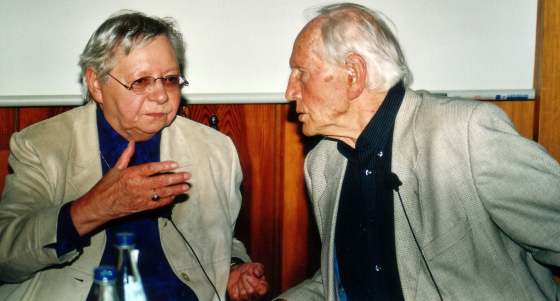 Wera Küchemeister und Kurt Schwaen im Gespräch Wera Küchemeister und Kurt Schwaen im Gespräch